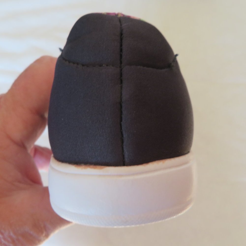 NWOT Catapult Riley Slip On Shoes - Picture 4 of 5